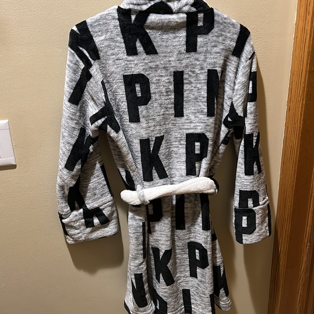 PINK Victoria's Secret Gray & Black Robe - Picture 2 of 3